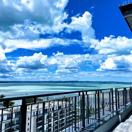 Ellby Apartman - Penthouse - Hostaid Siófok Exteriör bild