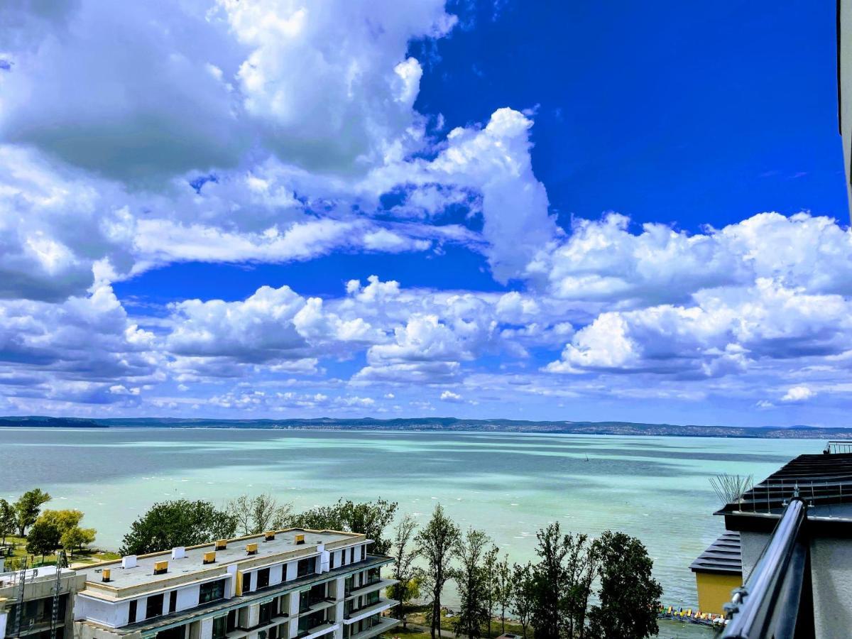 Ellby Apartman - Penthouse - Hostaid Siófok Exteriör bild